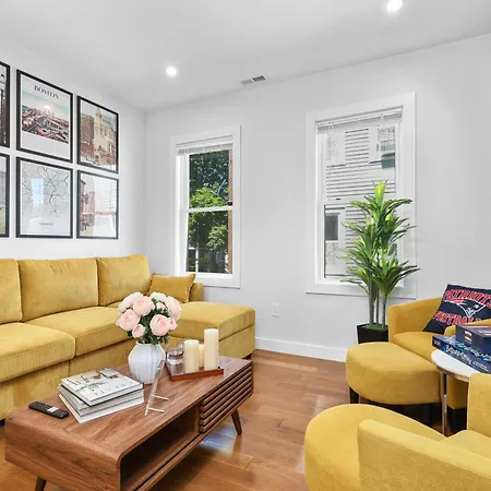 3Br2Bth Td Garden Bos Mit Harvard 2 Parking Spaces